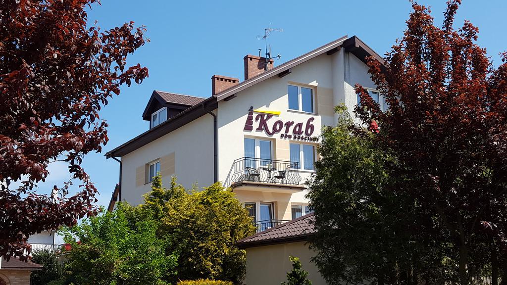 Dom Goscinny Korab Kołobrzeg Exteriör bild